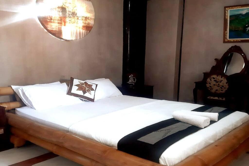 The Reinhold Guesthouse Bali Kerobokan Eksteriør billede