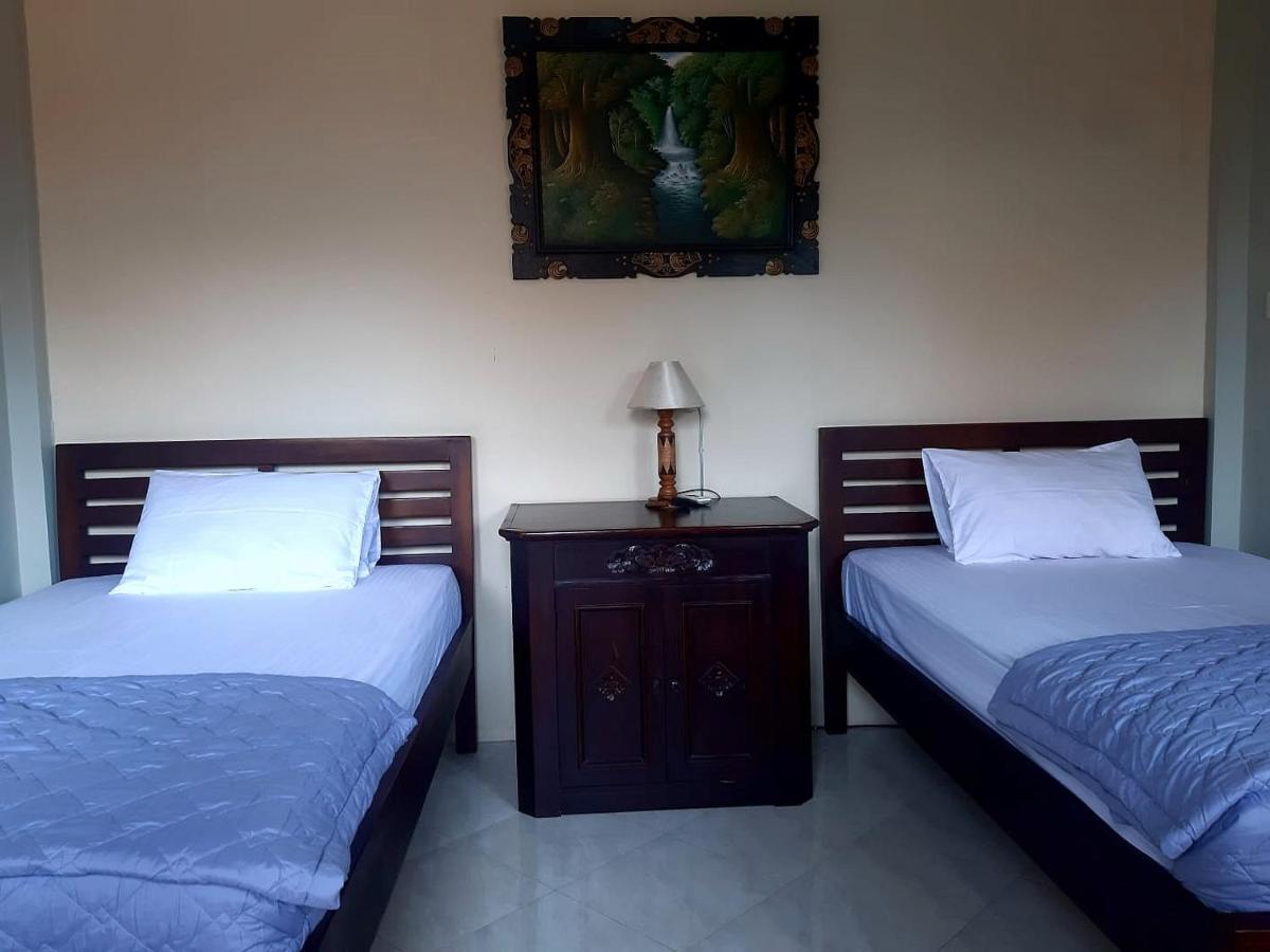 The Reinhold Guesthouse Bali Kerobokan Eksteriør billede