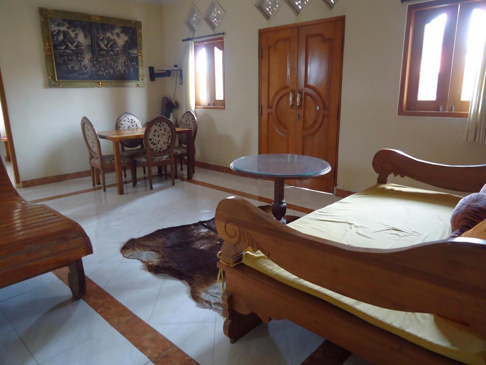 The Reinhold Guesthouse Bali Kerobokan Eksteriør billede