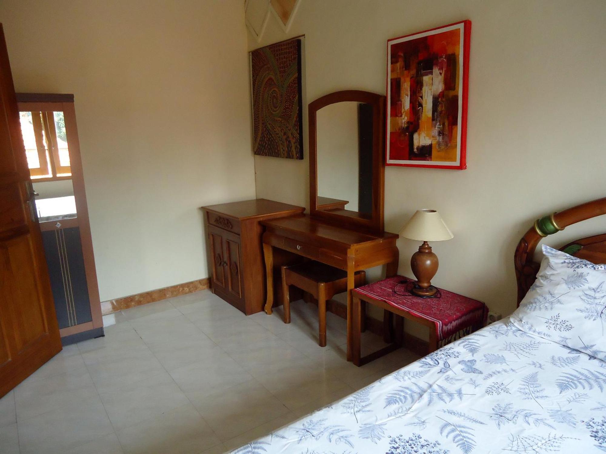 The Reinhold Guesthouse Bali Kerobokan Eksteriør billede