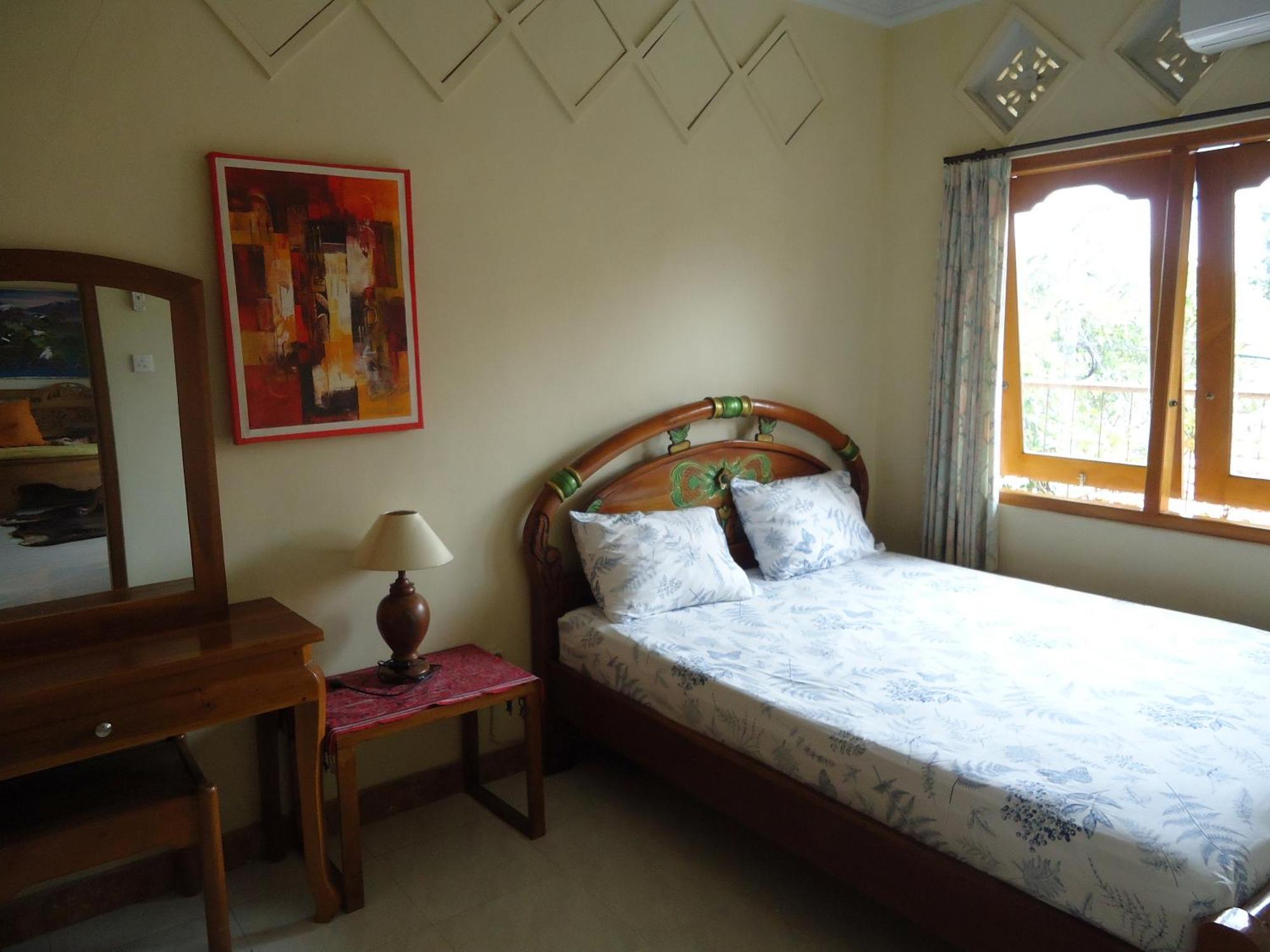 The Reinhold Guesthouse Bali Kerobokan Eksteriør billede