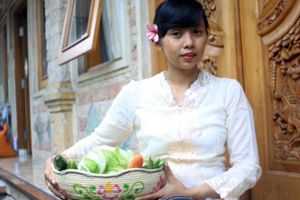 The Reinhold Guesthouse Bali Kerobokan Værelse billede