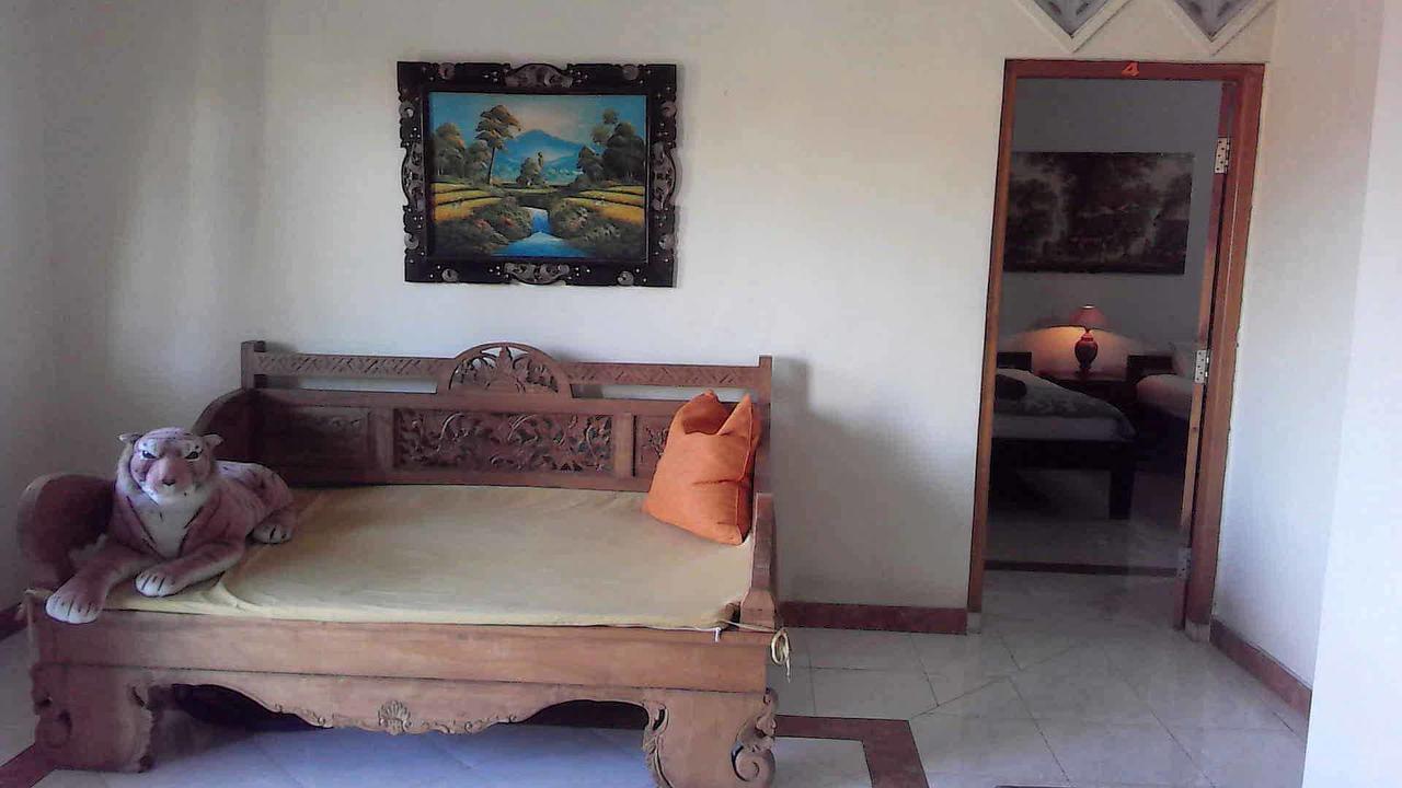 The Reinhold Guesthouse Bali Kerobokan Eksteriør billede